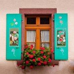 Alpine kitsch raam