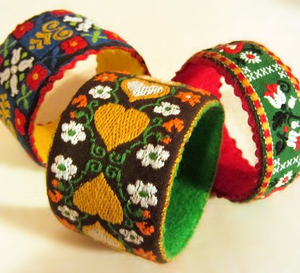 Bavarian Bangles